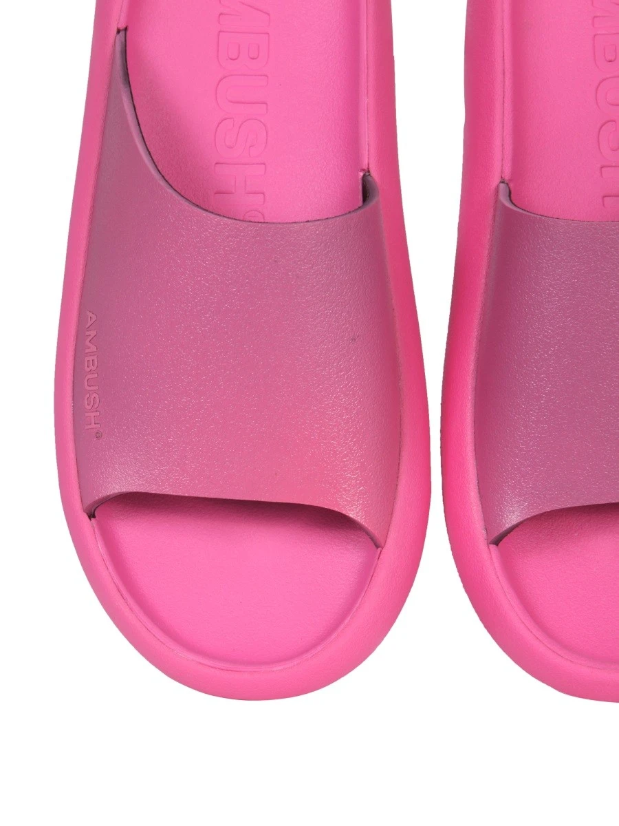 RUBBER SLIDE SANDALS.webp