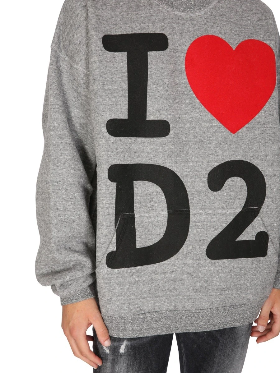 I LOVE D2 SWEATSHIRT.webp