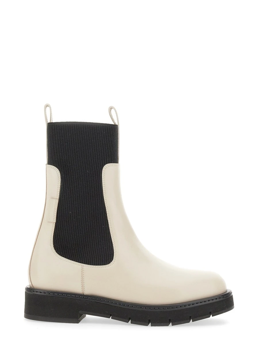CHELSEA BOOT.webp