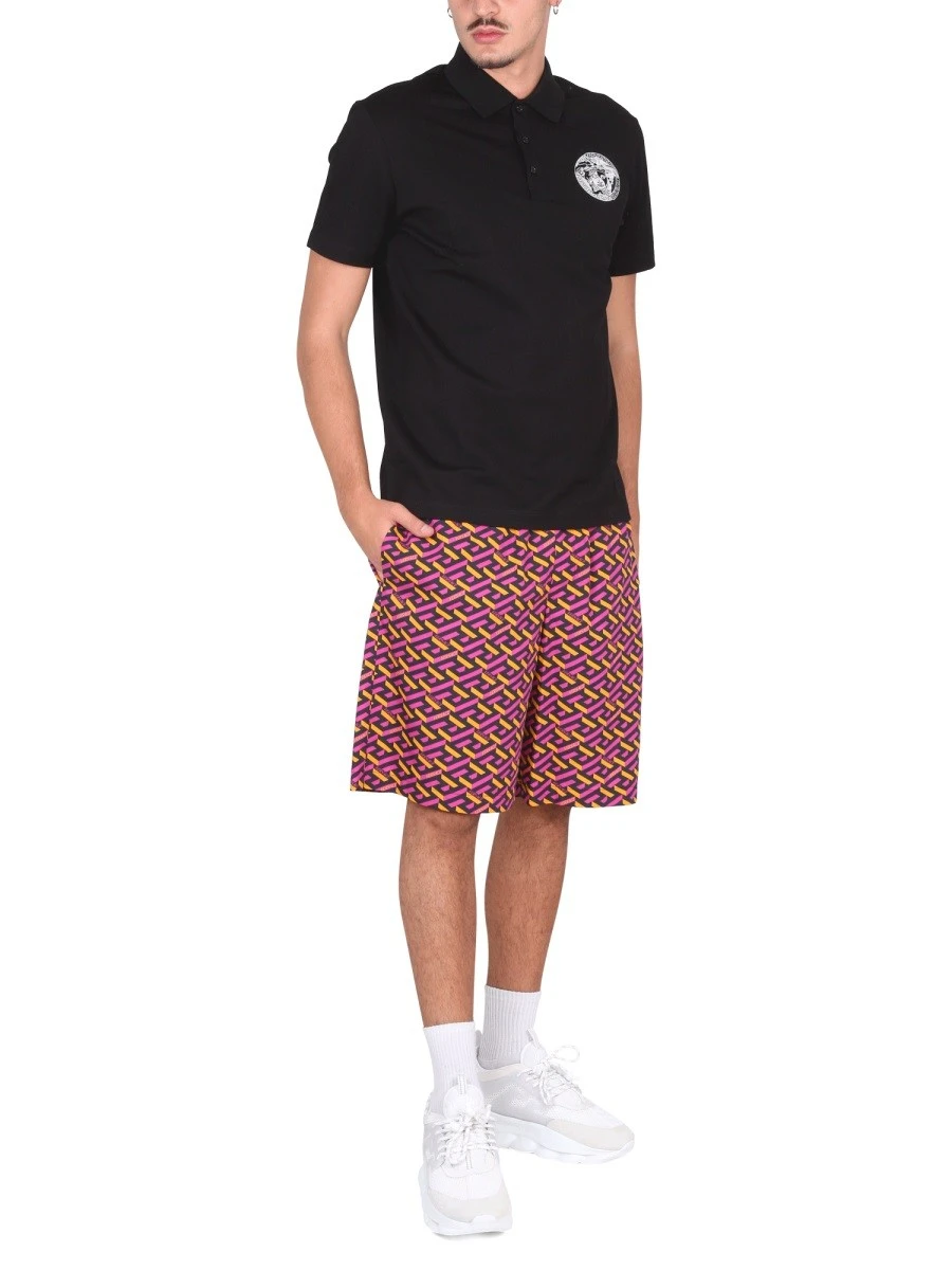 SHORTS WITH LA GRECA PRINT.webp