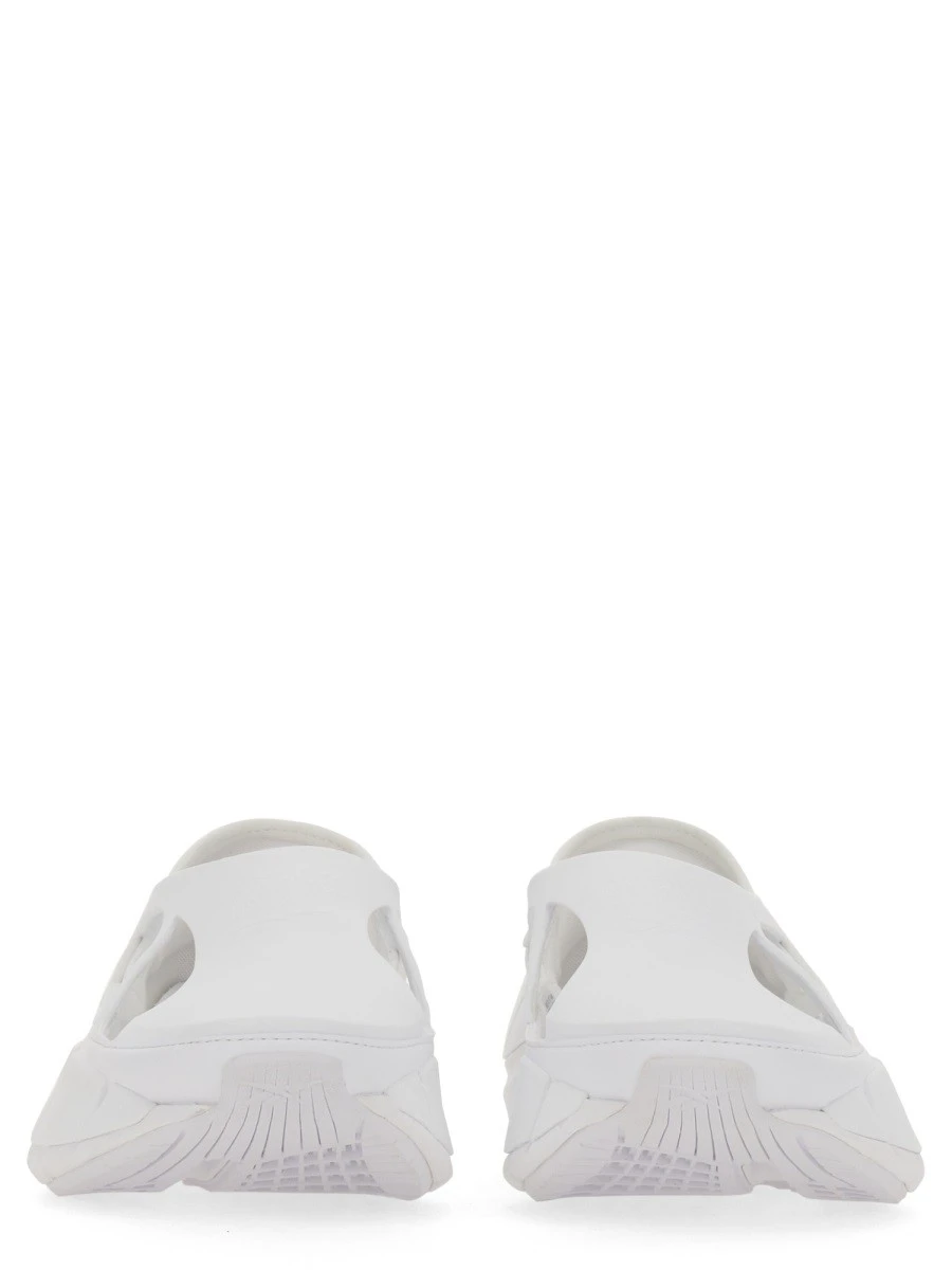 SNEAKER PROJECT 0 CR.webp