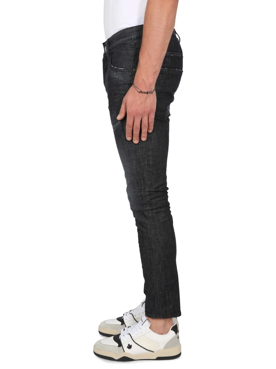 SKATER FIT JEANS.webp