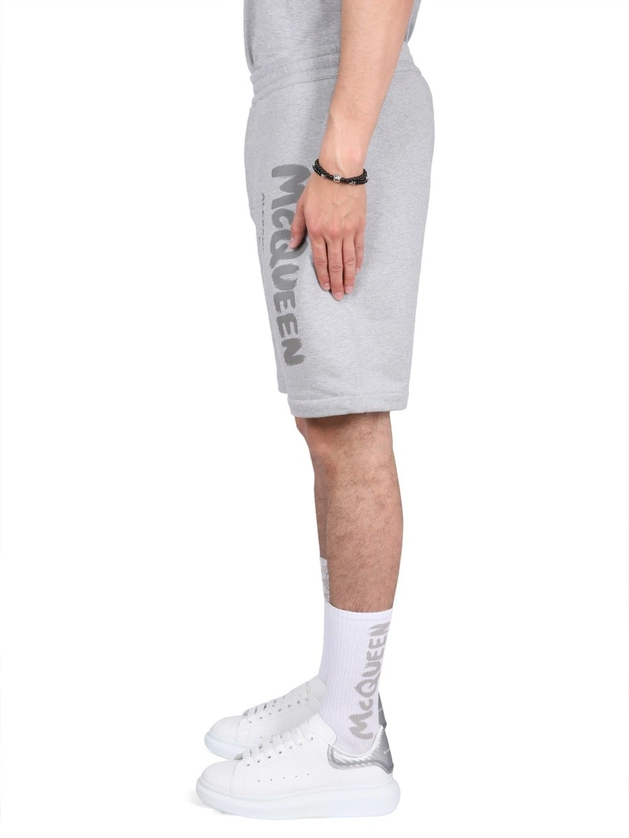 BERMUDA SHORTS WITH GRAFFITI LOGO PRINT.webp