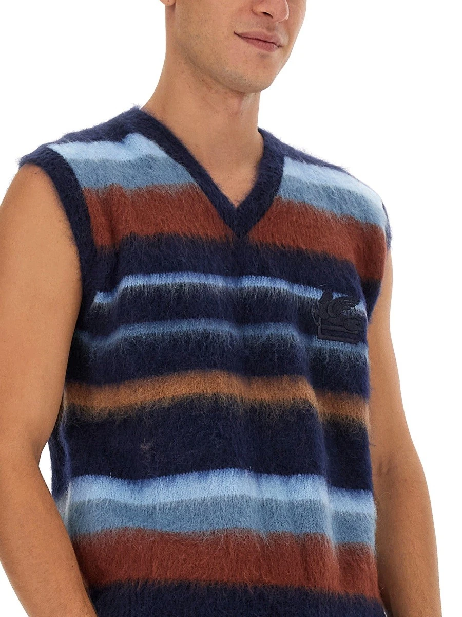 VEST WITH STRIPE PATTERN.webp