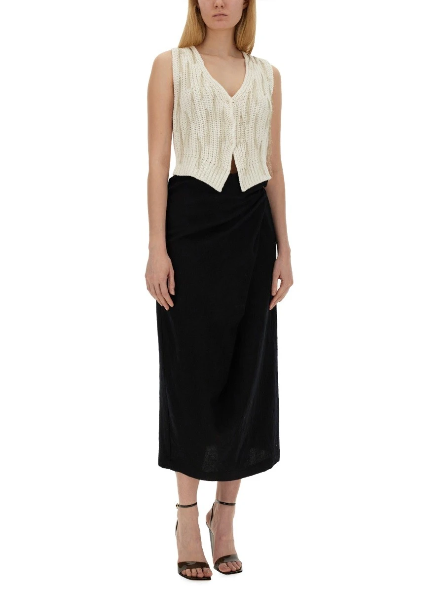 SKIRT WITH HOOK.webp