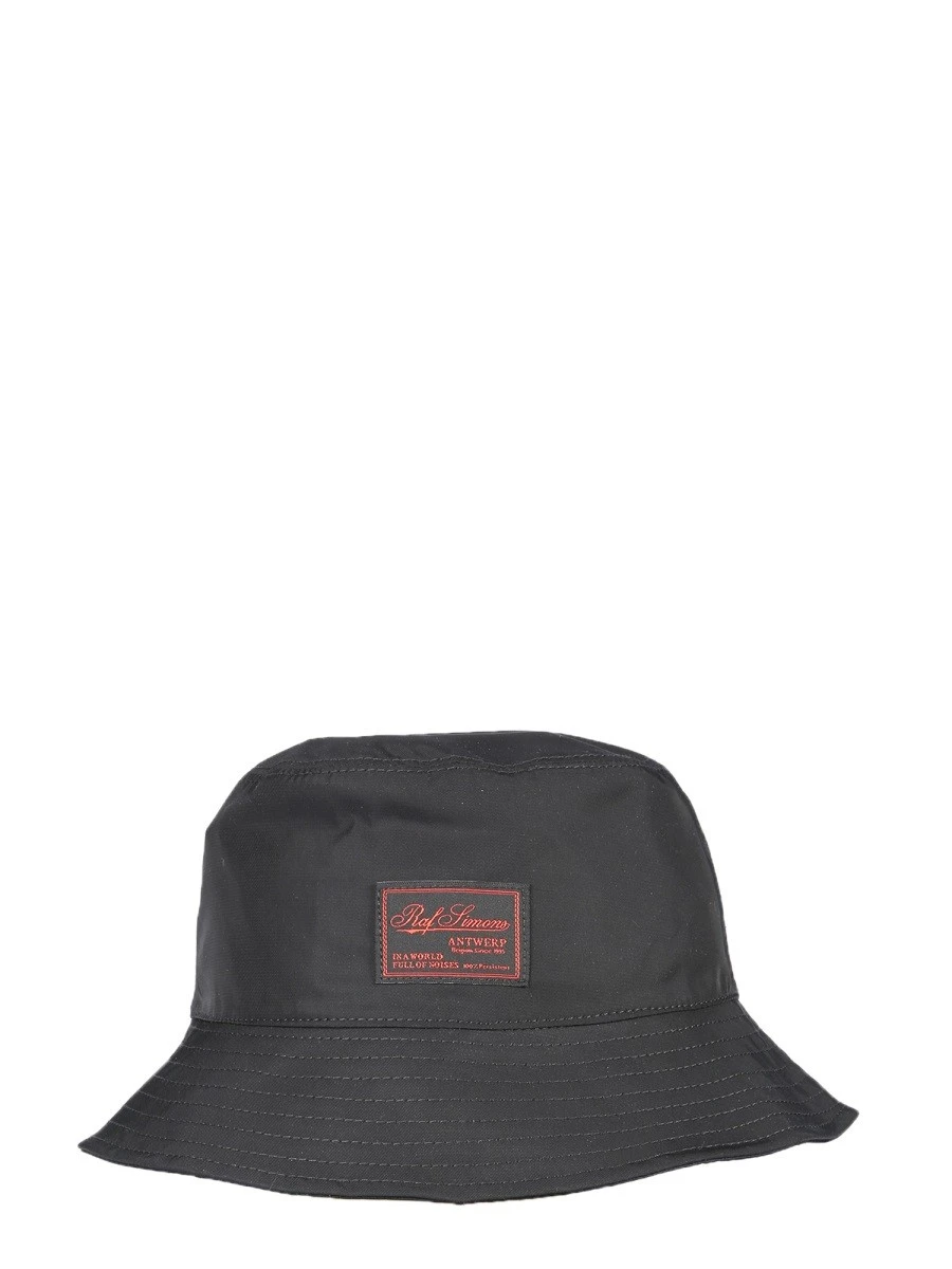 REVERSIBLE BUCKET HAT.webp