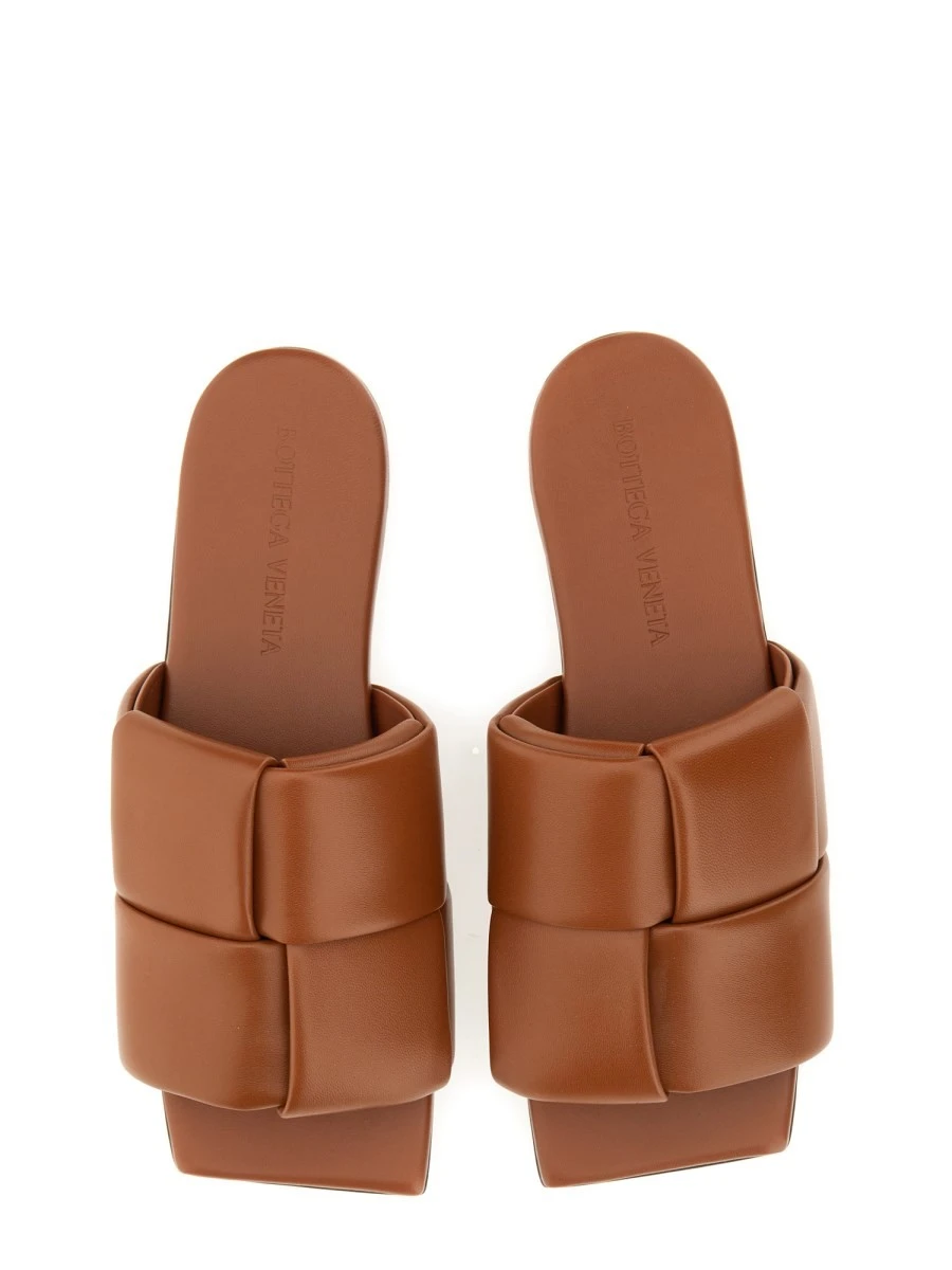 SANDAL MULE PATCH.webp