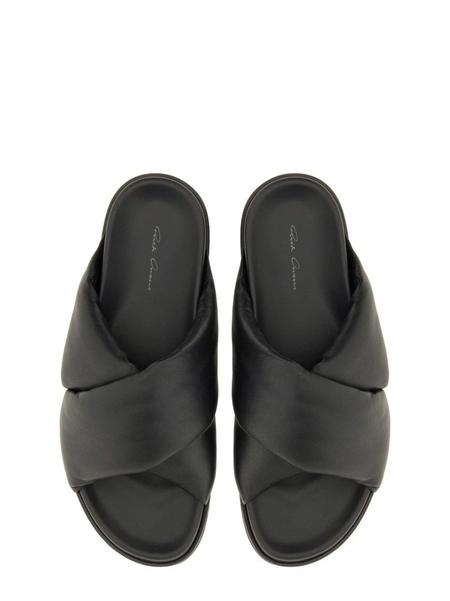 LEATHER SLIDE SANDAL.webp