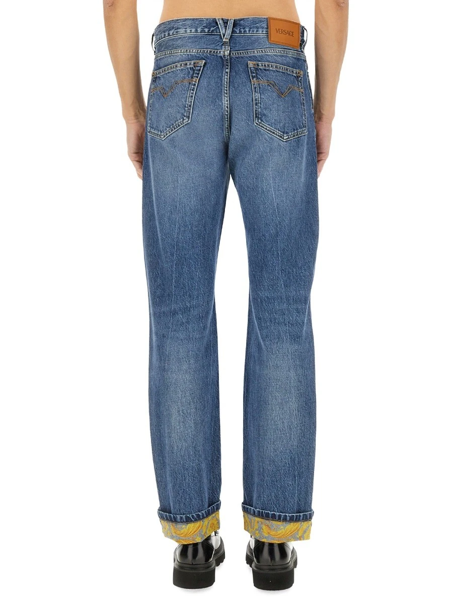 JEANS IN DENIM.webp