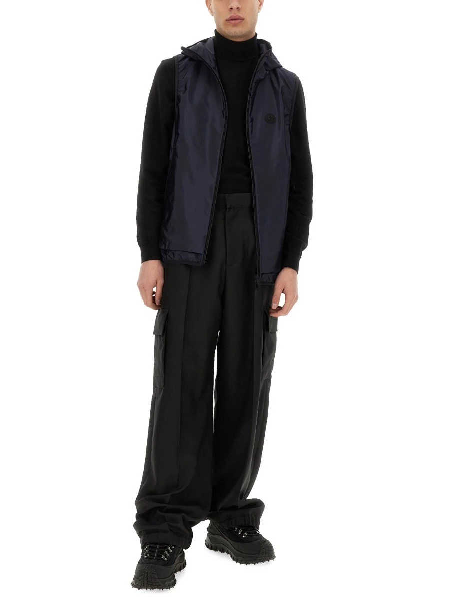 SLEEVELESS "MORETAN".webp