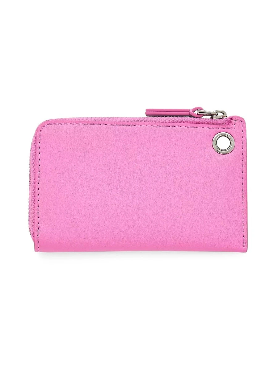 ZIPPERED WALLET WITH PENDANT.webp