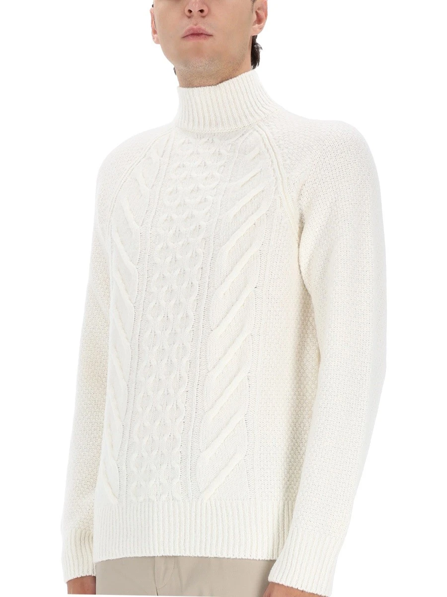 "L-HECTOR" CABLE-KNIT SWEATER.webp
