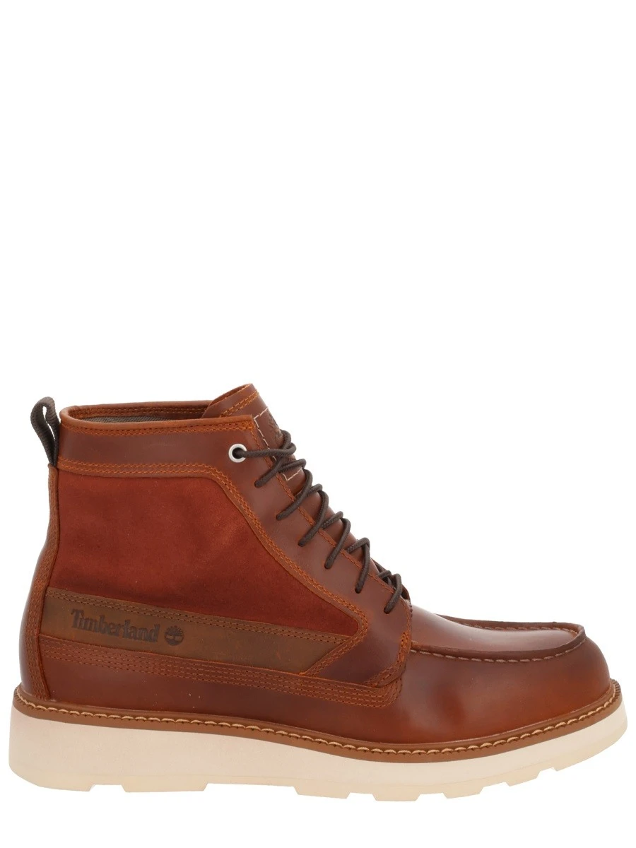 WATERPROOF LACE-UP BOOT.webp