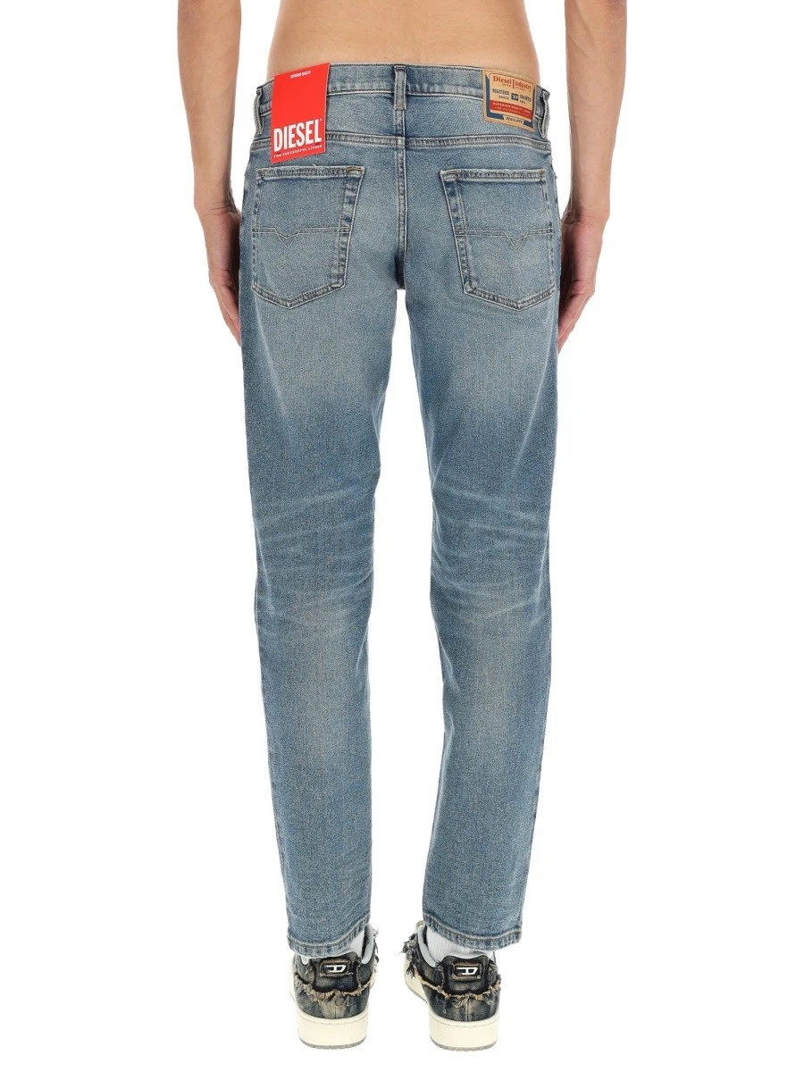 "D-FINITIVE" JEANS.webp