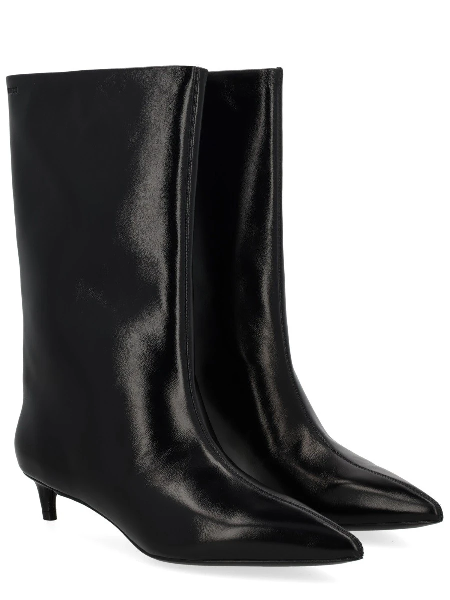 HEELED BOOTS.webp