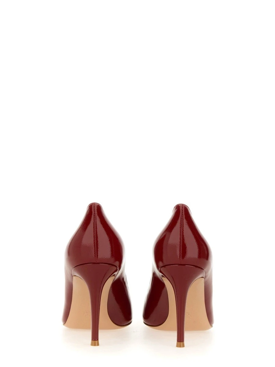 DÉCOLLETÉ "GIANVITO 85".webp