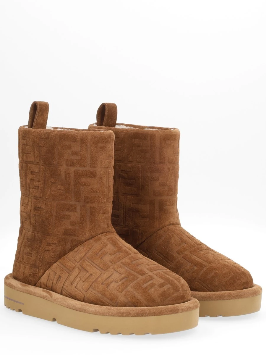 "APRES CHIC" BOOT.webp