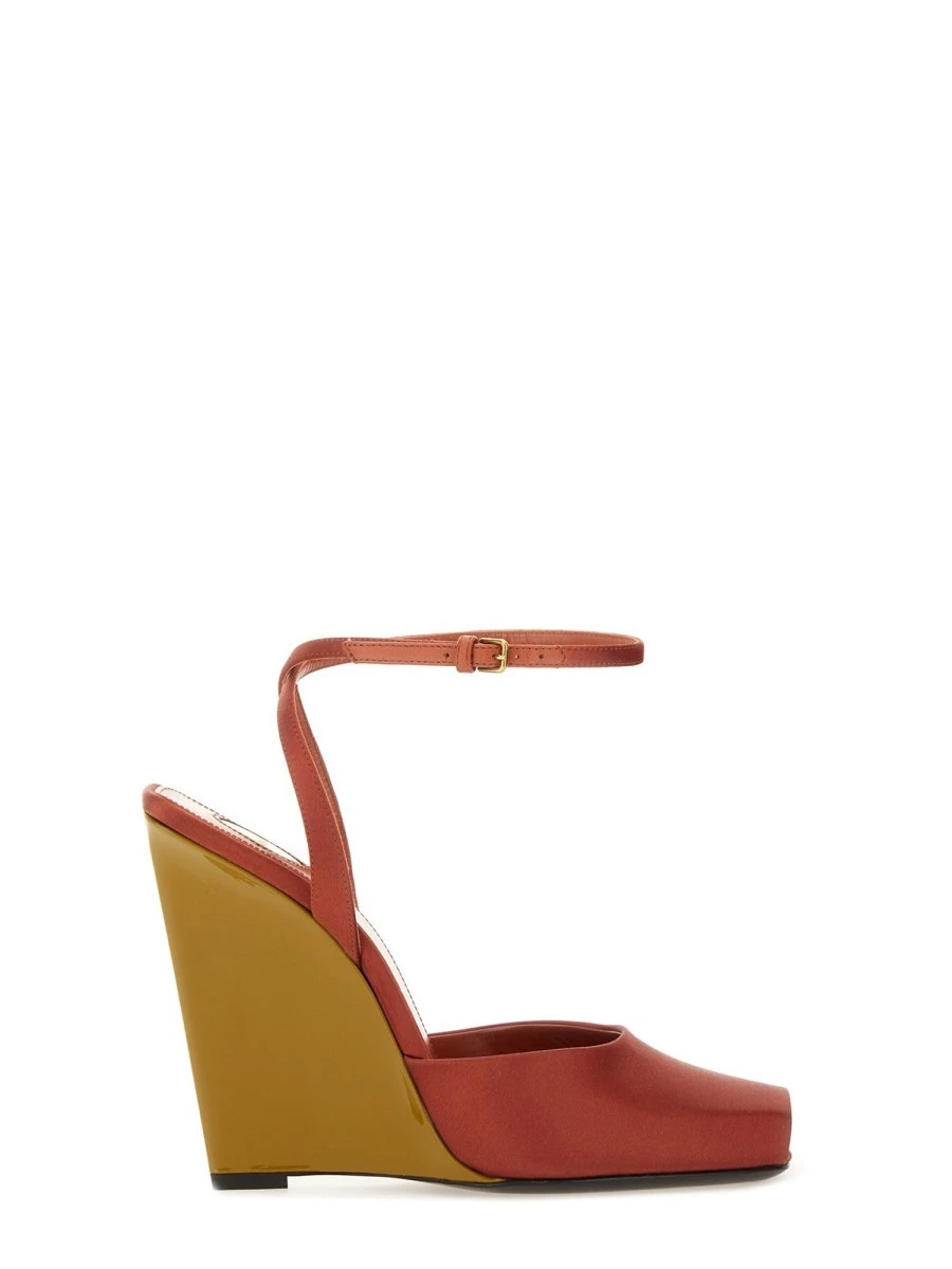 SANDAL "THE SCANDAL".webp