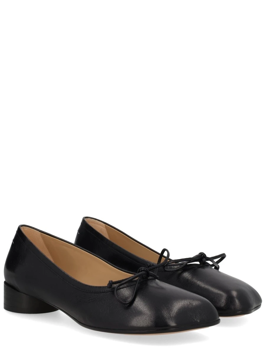 BALLERINA WITH ANATOMICAL TOE.webp