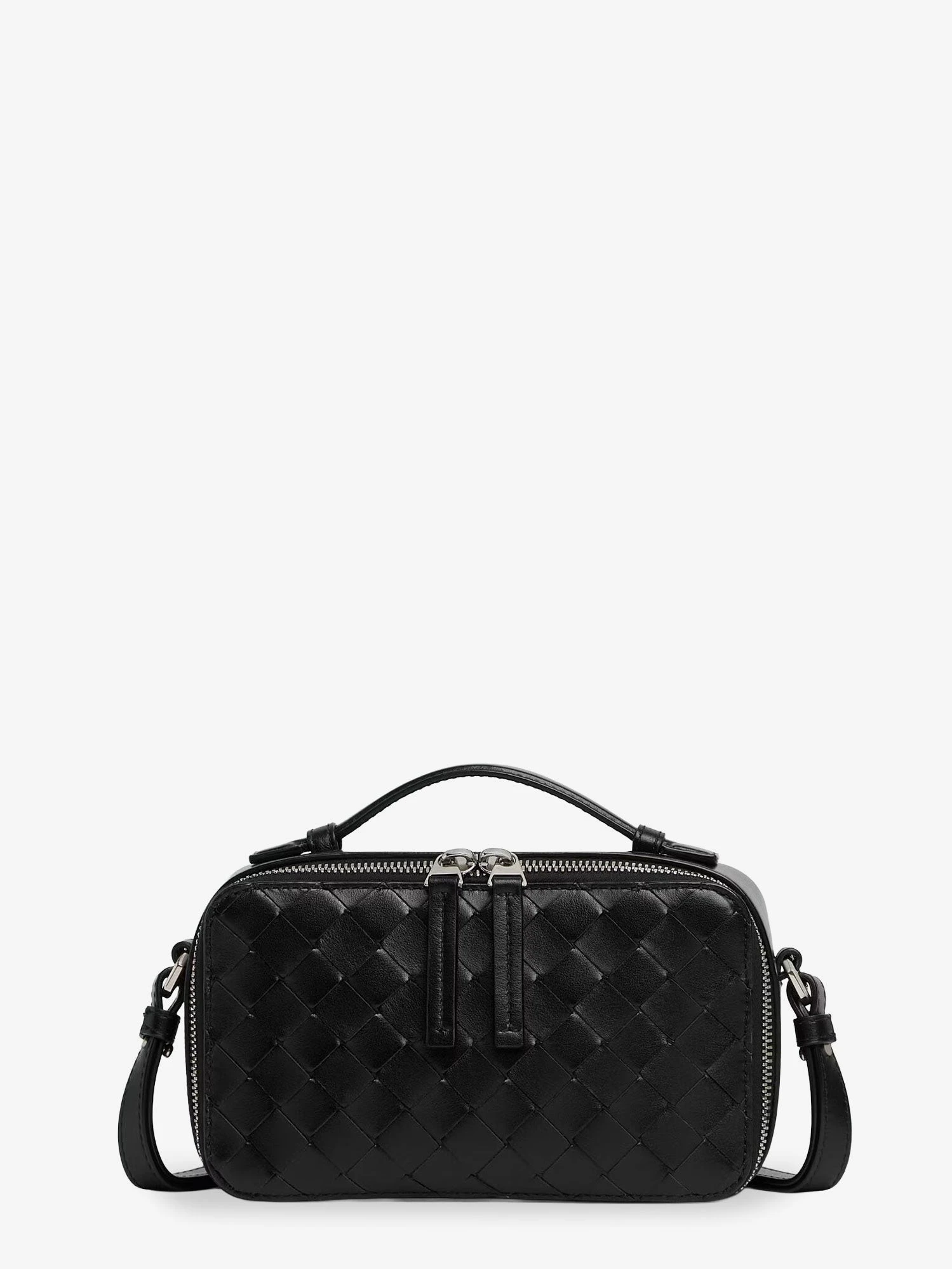 Leather clutch bag with Intrecciato motif.webp