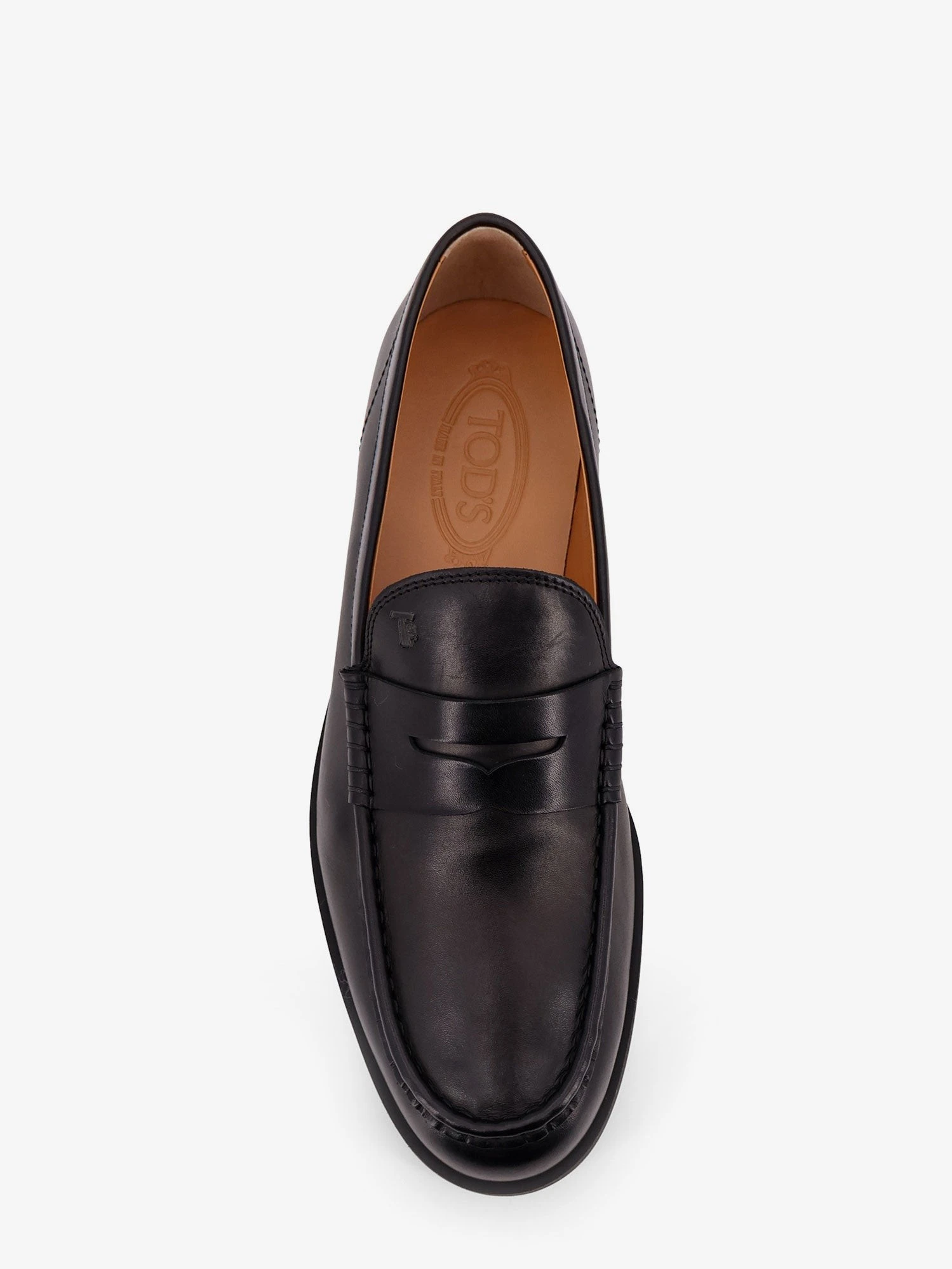 Leather loafers.webp