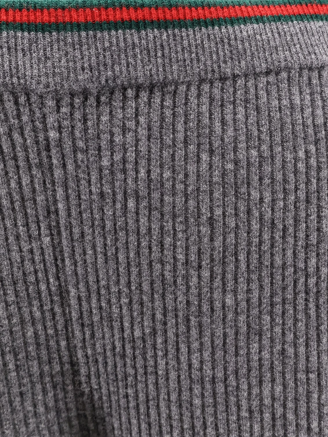 Stretch wool trousers.webp