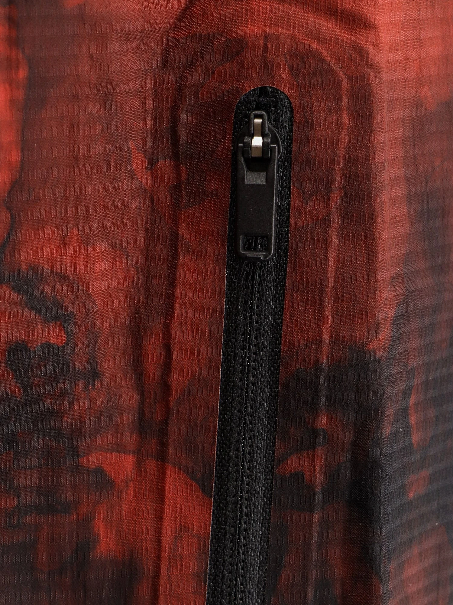 Run nylon jacket.webp