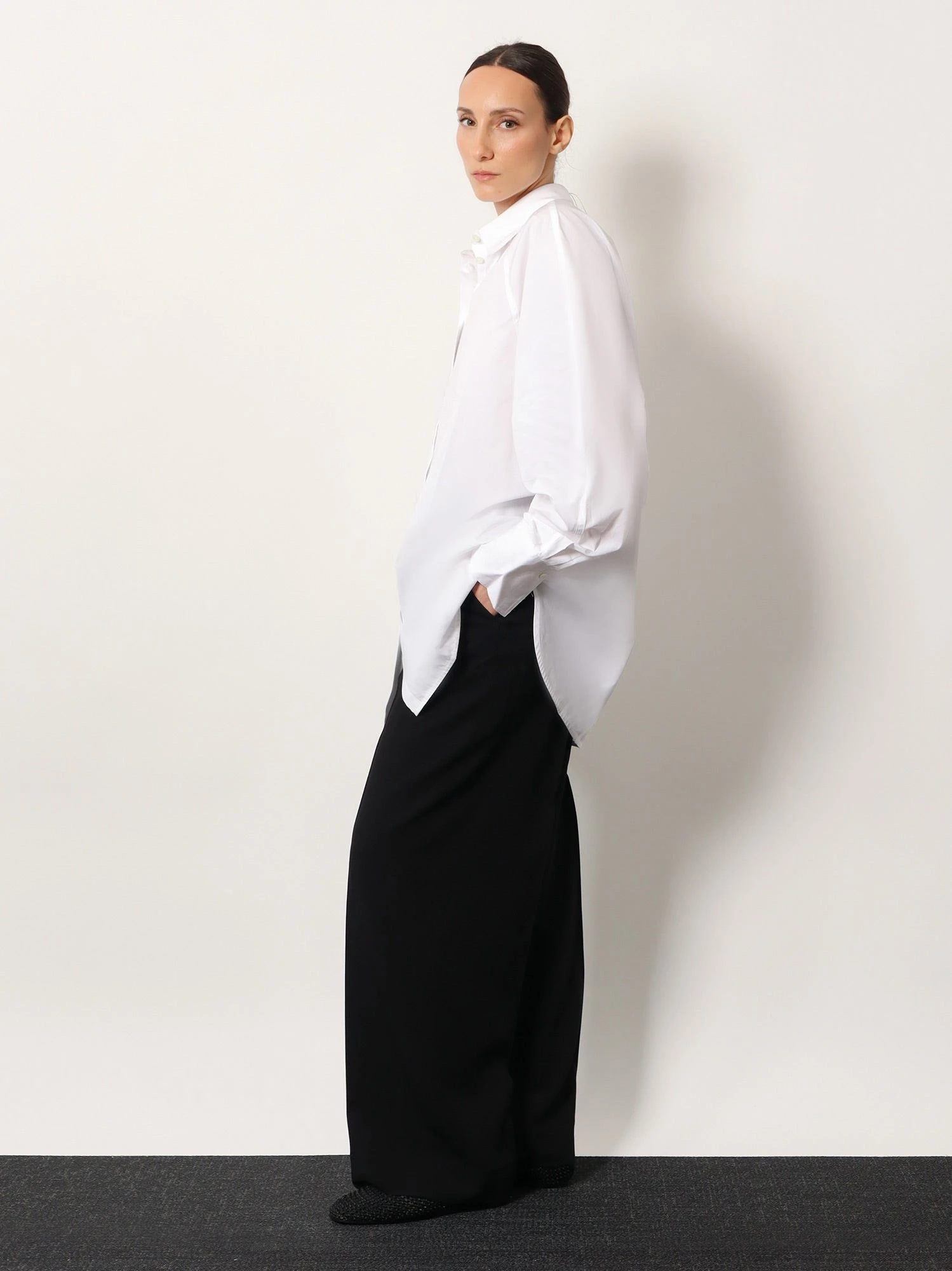 Viscose and wool trousers.webp