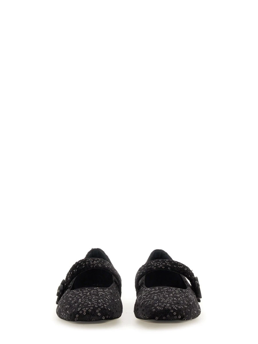 BALLERINA WITH RHINESTONES.webp