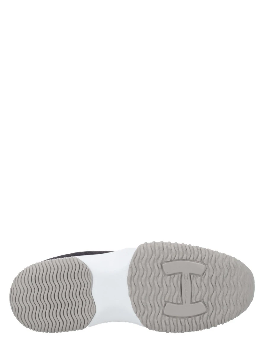 "INTERACTIVE" SNEAKER.webp