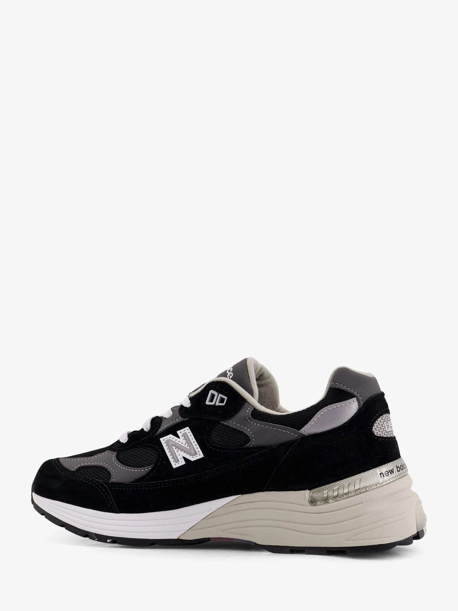 Mesh and suede U992BK sneakers.webp