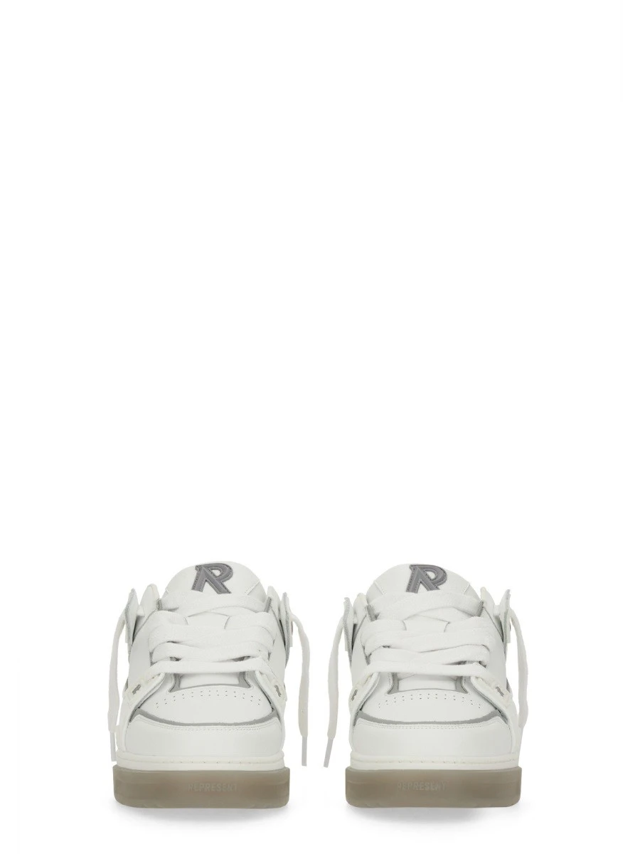 SNEAKER "STUDIO".webp