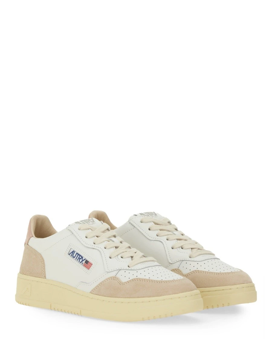 SNEAKER "MEDALIST LOW".webp