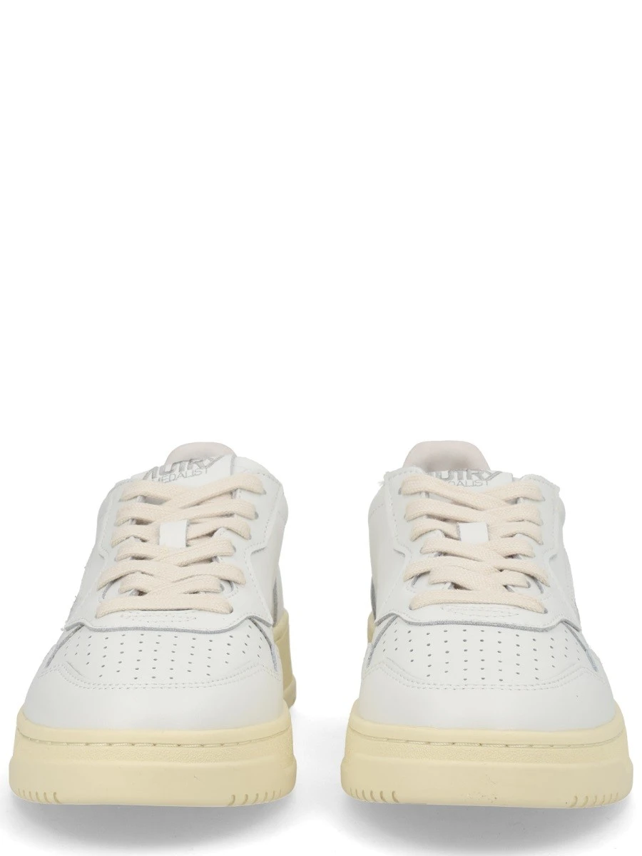 "MEDALIST LOW" SNEAKER.webp