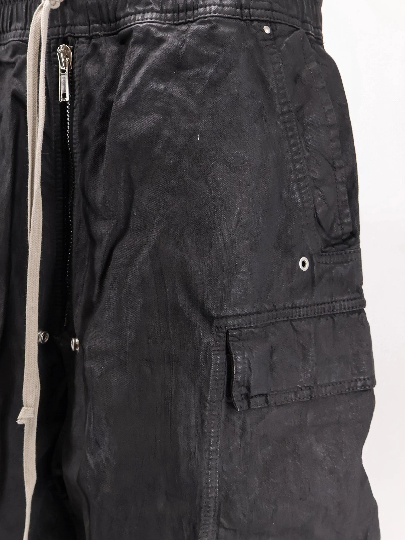 Cotton bermuda shorts.webp