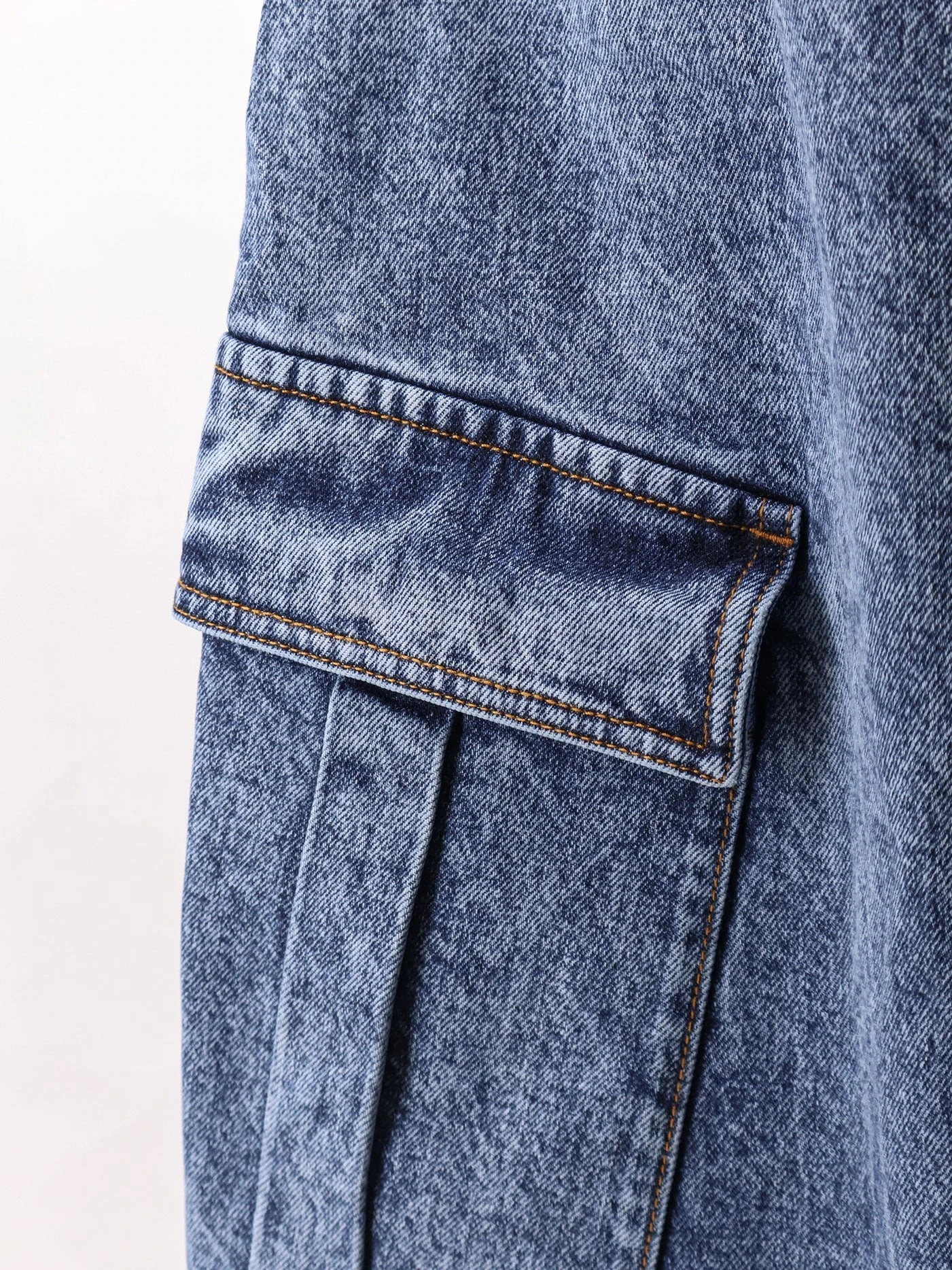 Blue denim cargo jeans.webp