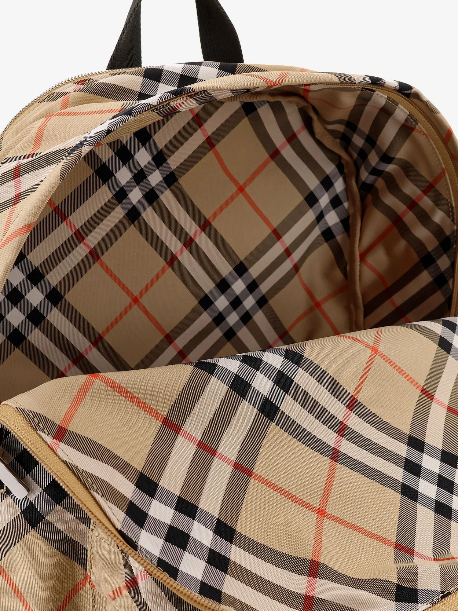 Essential backpack with Check pattern.webp