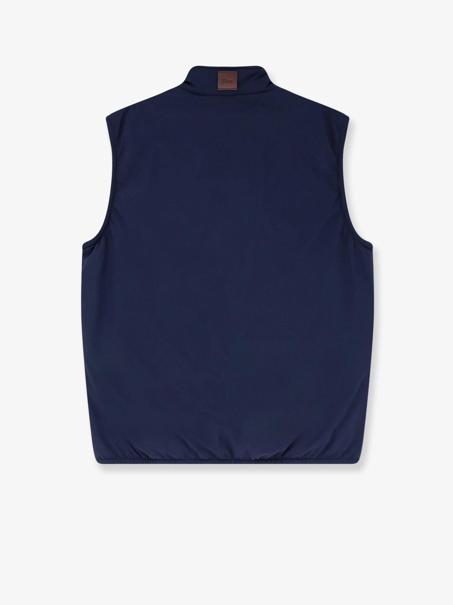 Sleeveless jacket with padding.webp
