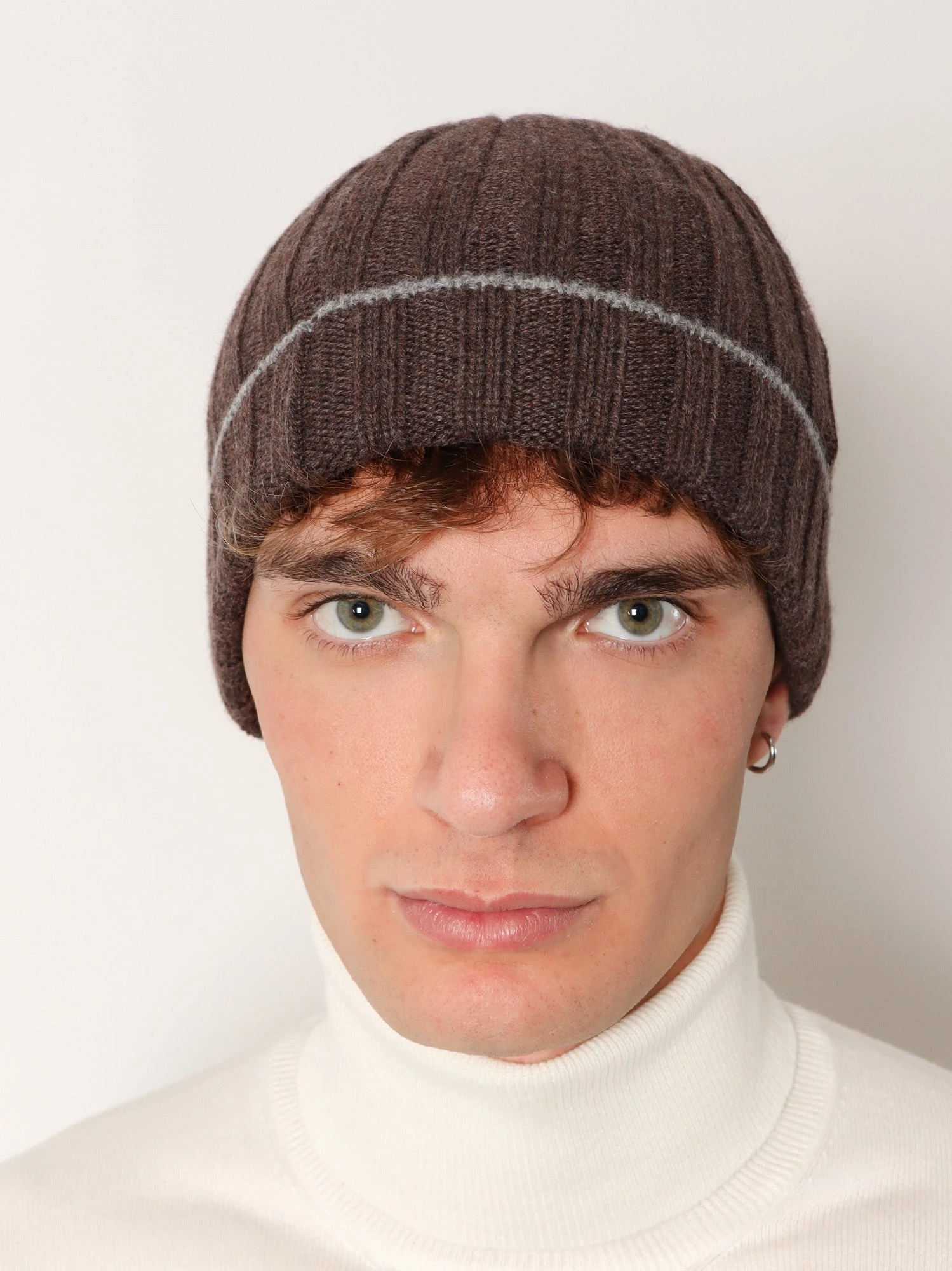Beanie cashmere hat.webp