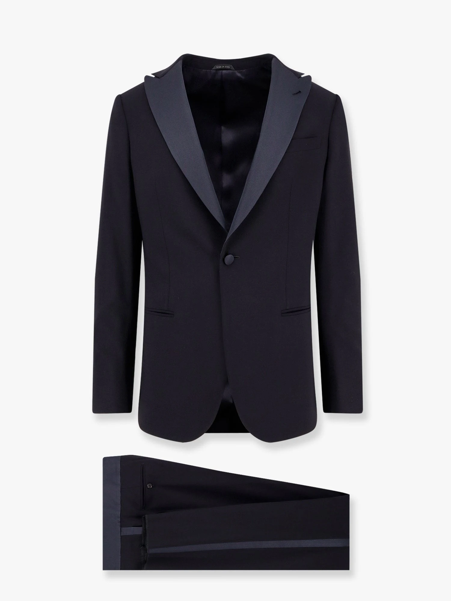 Soho virgin wool tuxedo.webp