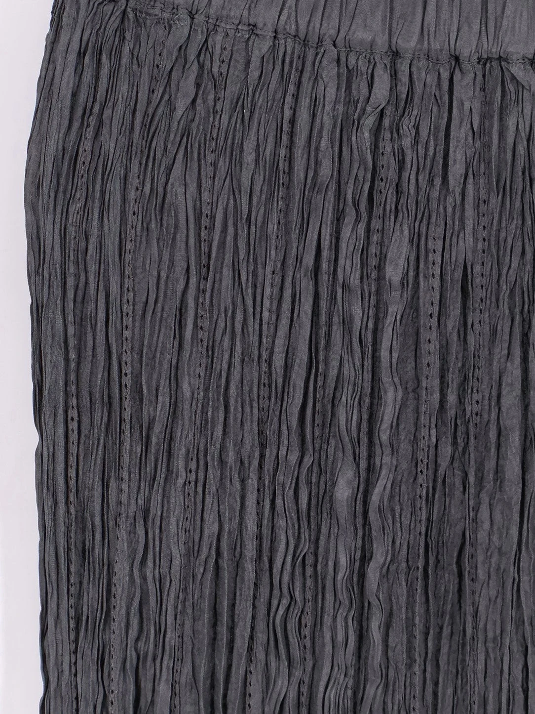 Wrinkled viscose skirt.webp