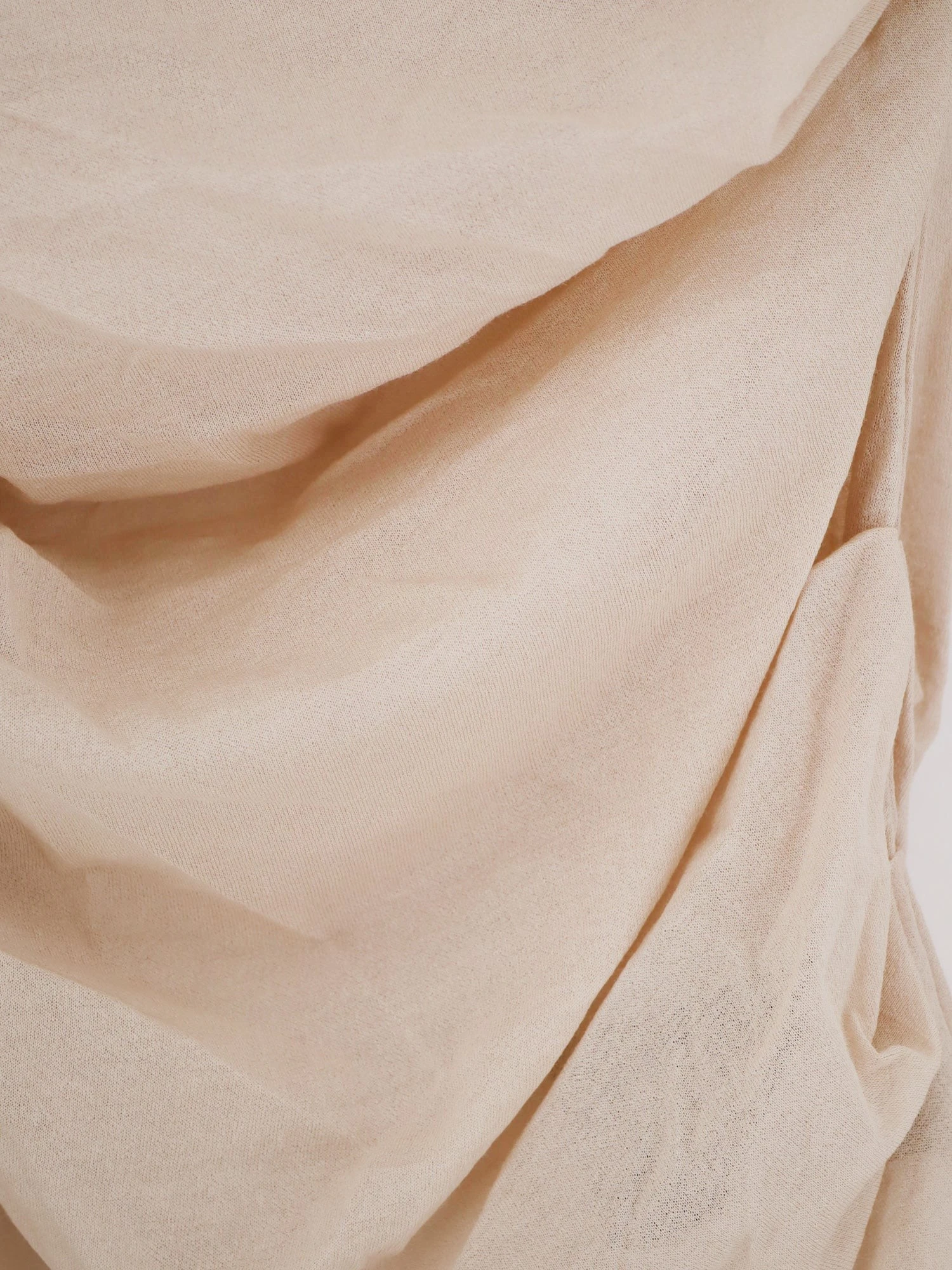 Gaia extra-fine cotton crêpe top.webp