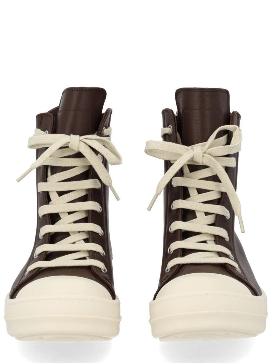 LEATHER SNEAKER.webp