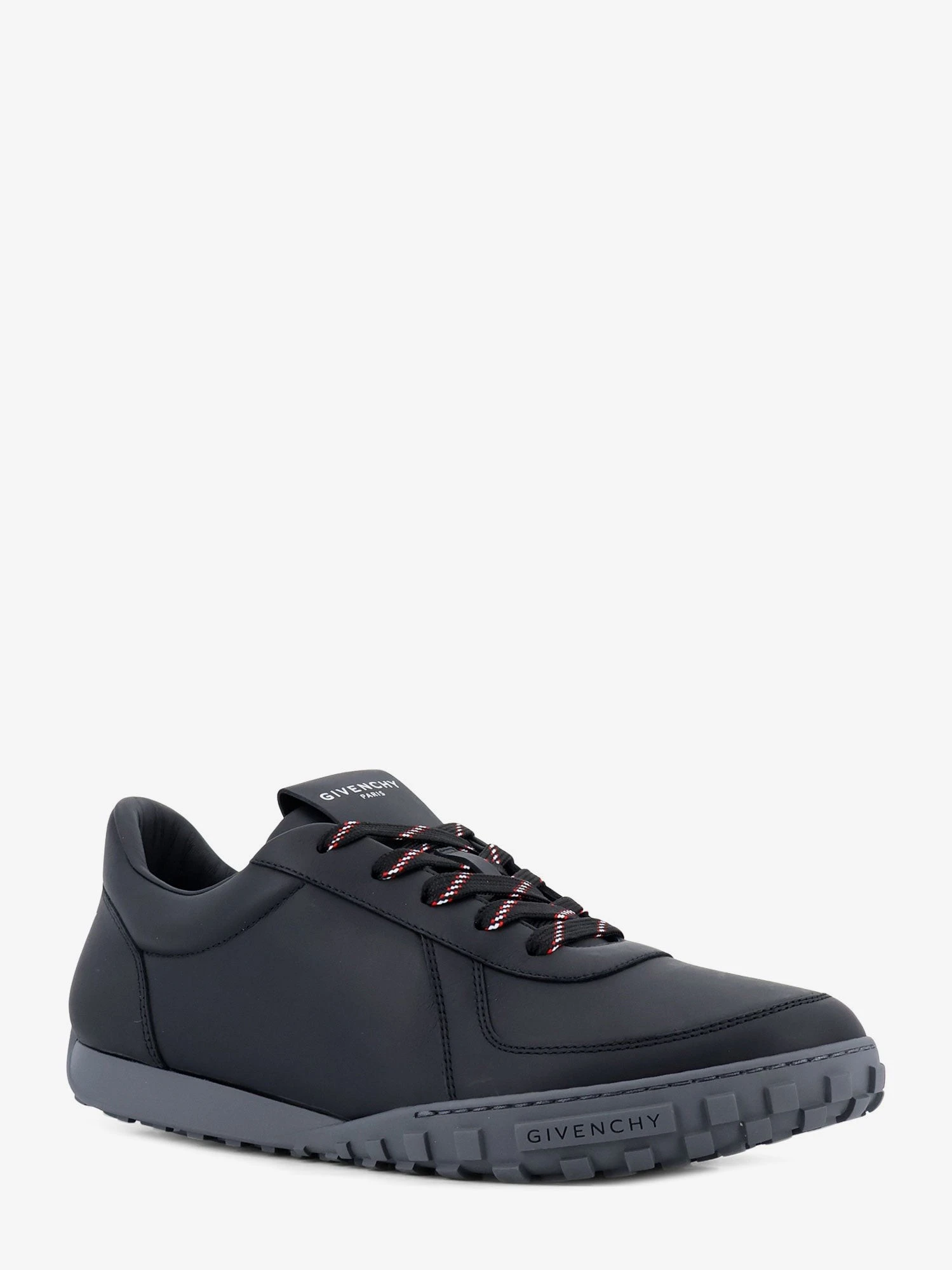 Leather sneakers.webp