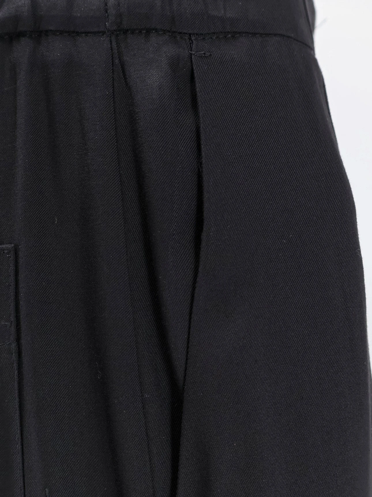 Viscose trousers.webp