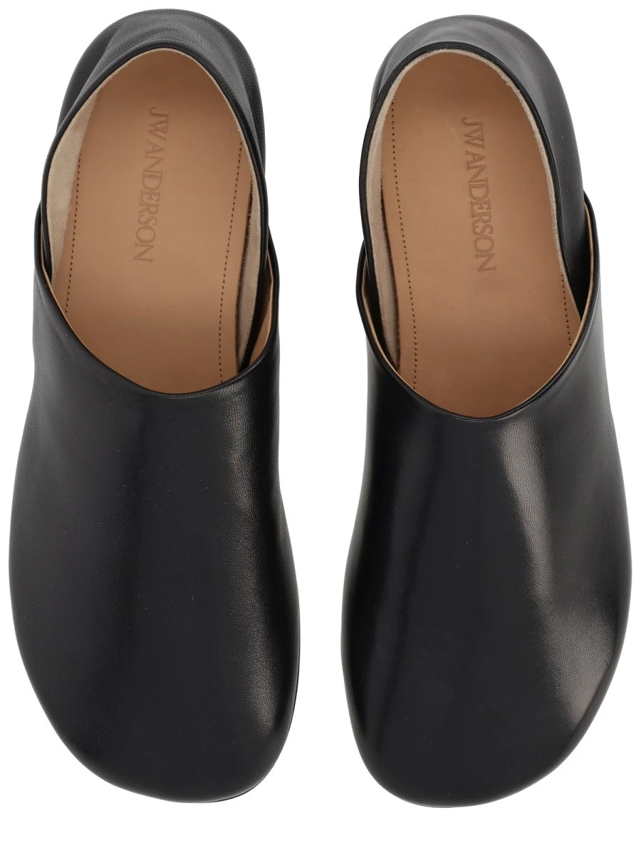 LEATHER SLIPPER SHOE.webp