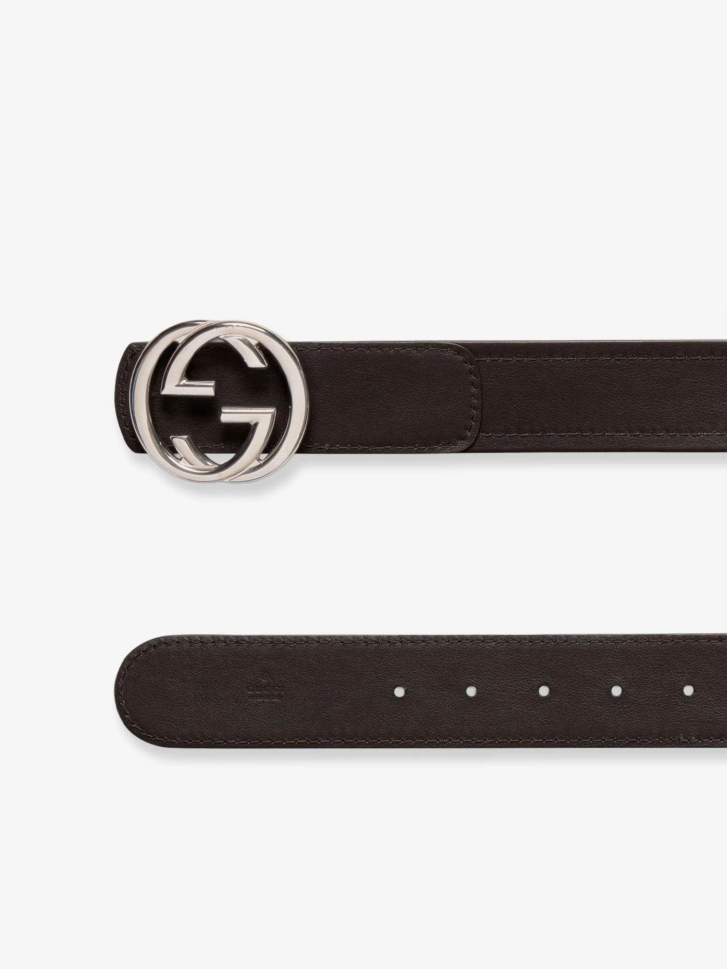 Web Fabric and leather belt.webp