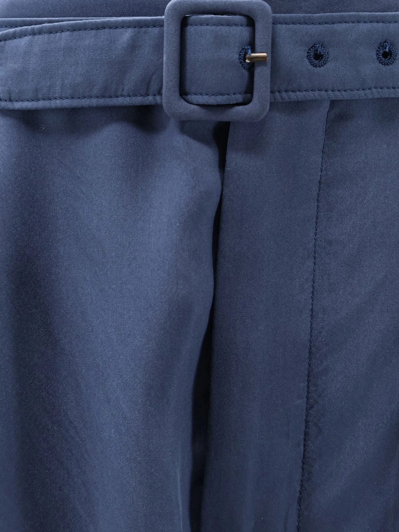 Silk trousers with belt.webp