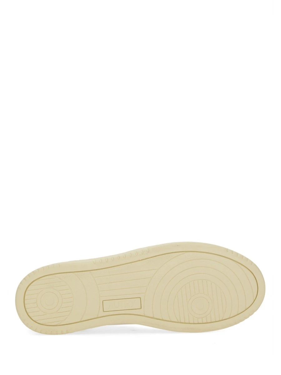 "MEDALIST" LOW SNEAKER.webp