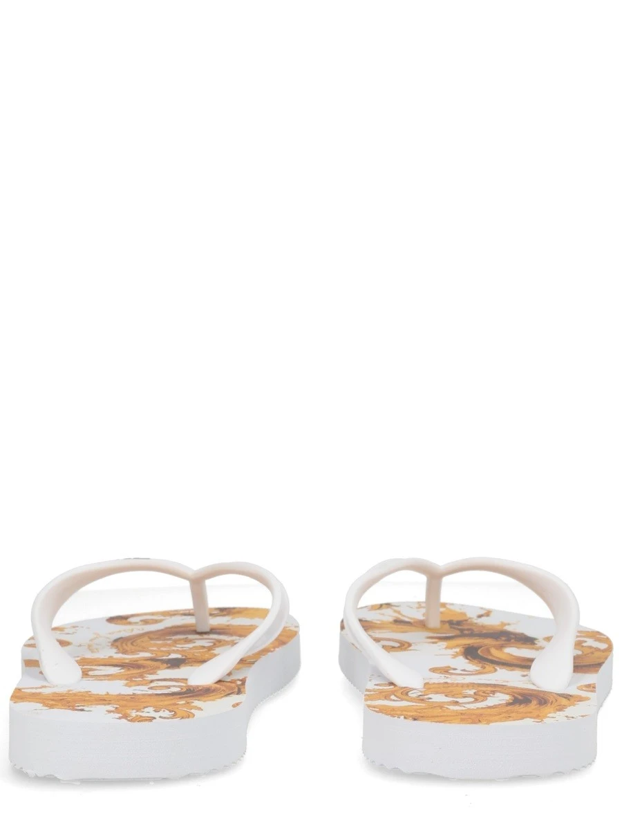 THONG SANDAL WITH LOGO.webp
